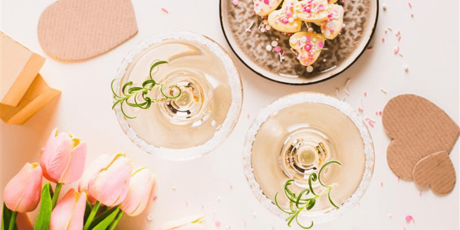 Cookies & Cocktails Galentines (1)